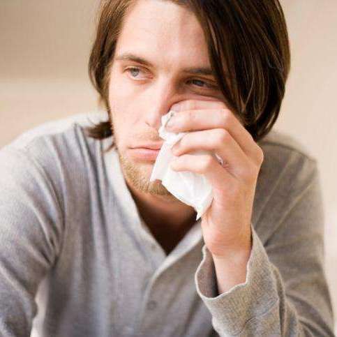 сильный насморк - одна из причин заложенности уха при простуде сильный насморк - одна из причин заложенности уха при простуде