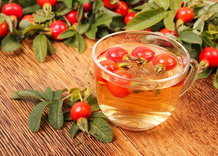 Как приготовить настой шиповника при простуде